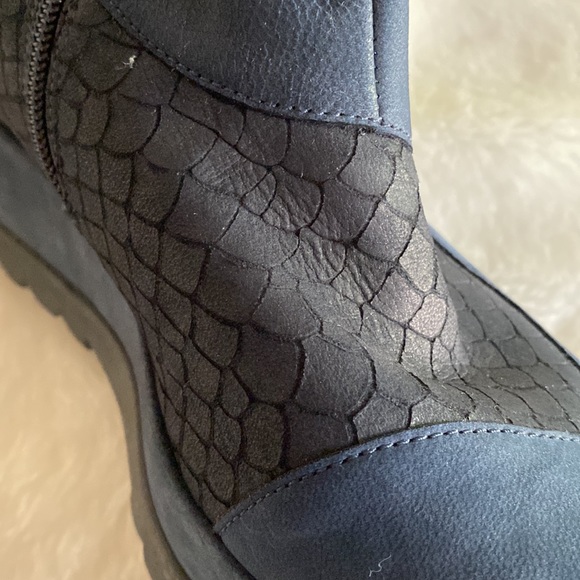 EUC CAMPER Leather Snakeskin Platform Booties Size 38 - Picture 11 of 17